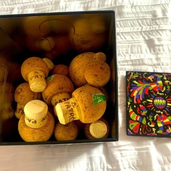 PATRON TEQUILA COLLECTORS EDITION TIN FULL OF ASSORTED SIZE PATRON CORKS - Picture 2 of 3